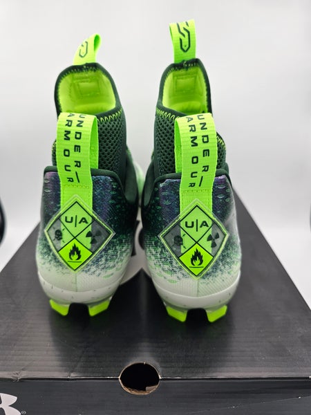 Under Armour Cleats Spotlight Lux MC 2.0 Green 3025082-300 MEN SIZE 12