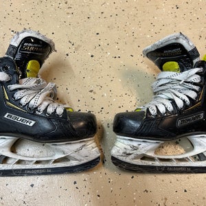 Bauer Supreme S29 Regular Width  Size 3 (Used)