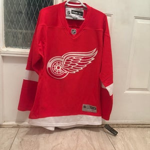 Detroit Red Wings Reebok 2009-10 Home Jersey