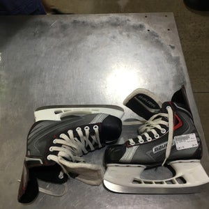 Used Ccm Vapor X30 Junior 03 Ice Hockey Skates 11605-s000168366