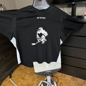 Black Adult Unisex Goalie Cut CCM (Used)