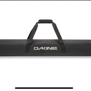 Dakine Padded Ski Sleeve 190cm in black