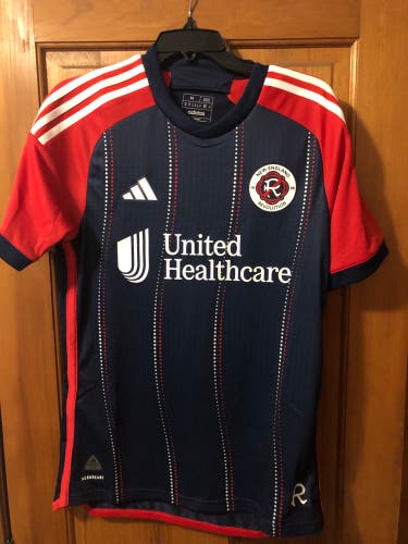 Adidas New England Revolution Authentic Jersey Men’s M  $150 Retail New