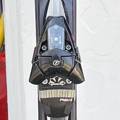 Men's 2007 All Mountain 163 cm HEAD XRC-1400 Skis With Bindings Max Din 12 (Used)
