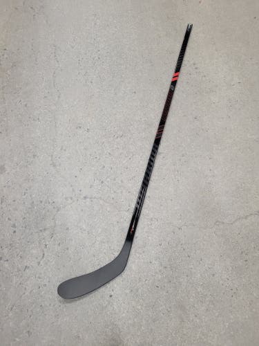 New Senior Warrior Novium 2 SP Right Handed Hockey Stick W28 75 Flex