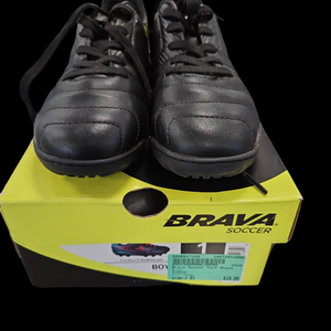 Used Brava Junior 01 Indoor Soccer Turf Shoes 11850-s000017189