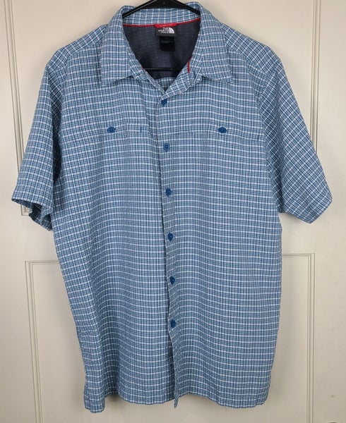 The North Face Mens Size: L Blue Plaid Short Sleeve Button Up Hiking Shirt