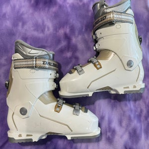 Women's Dalbello Aspire All Mountain Ski Boots Soft Flex (Used)
