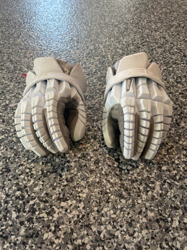 STX Surgeon RZR2 Medium (Used)