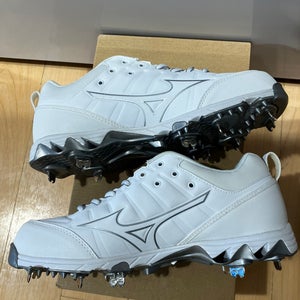 Women’s Mizuno Swift 7 Softball Cleats – White – Size 9.5 (New)