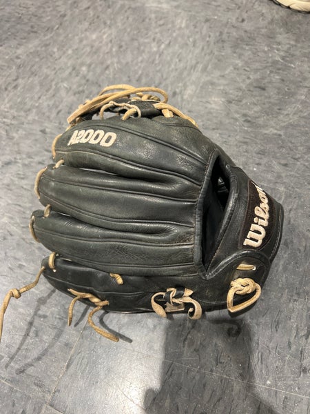 Wilson A2000 DP15 Infield Baseball Glove 11.5" (Used)