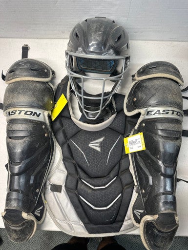 Used Easton Easton Gametime Elite Catchers Set Md Catcher's Equipment 11835-s000185538