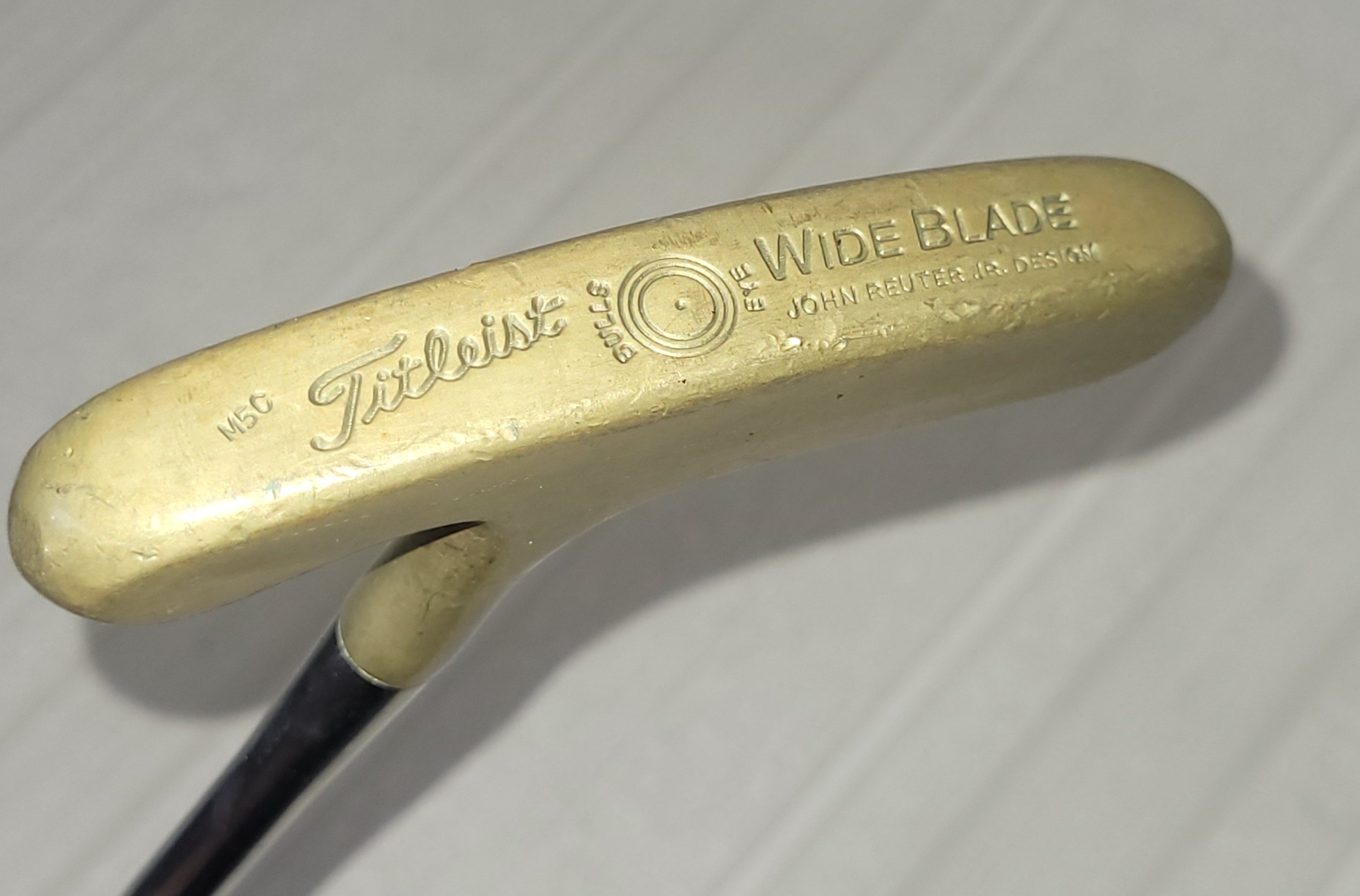 Used Titleist Acushnet Bullseye La Femme John Reuter Jr Golf Putter 34 W Leather Grip