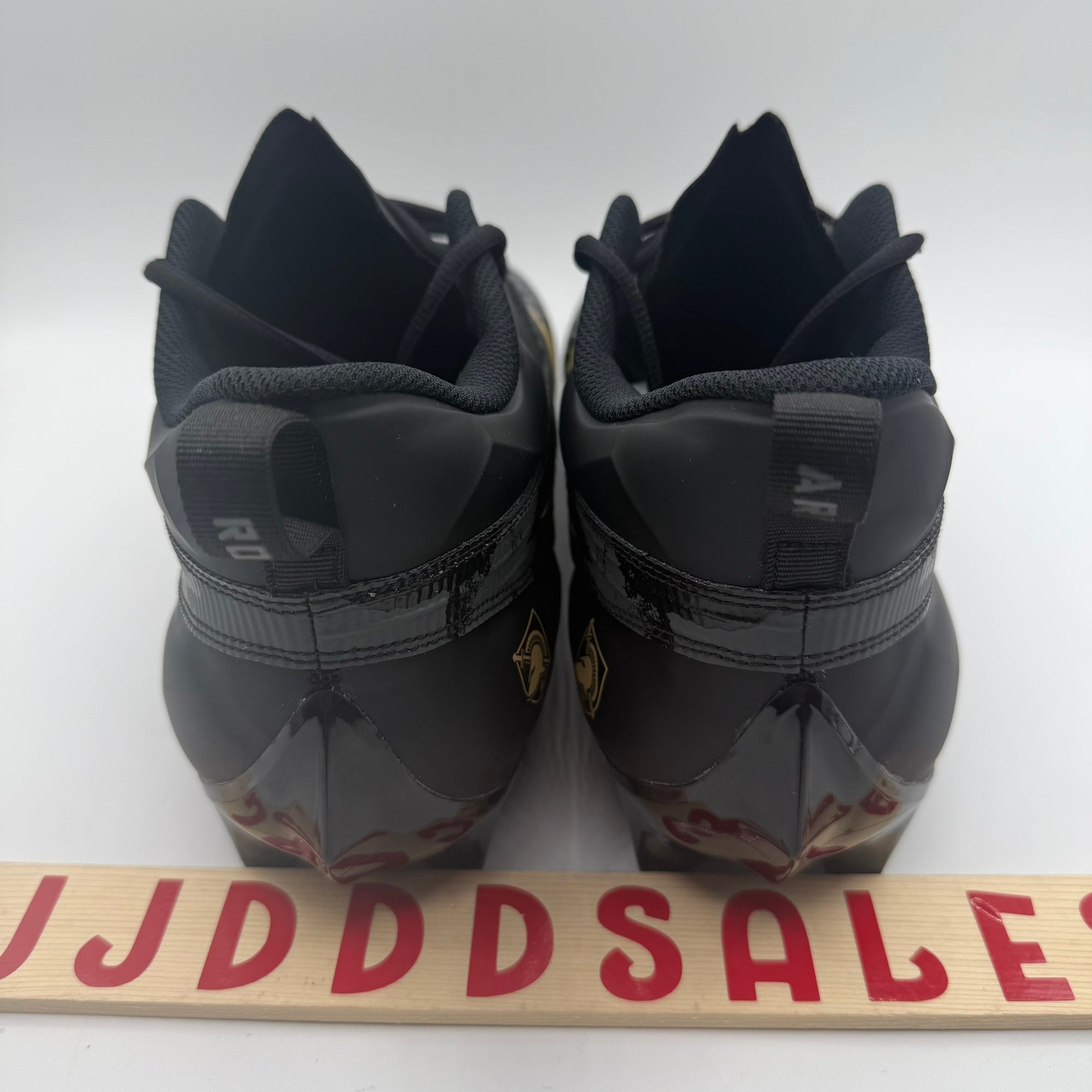 Mens Size 11 Nike Vapor Edge Elite 360 2 Black Tan Football Cleats FJ5746 005 Amazon.com | Nike Vapor Edge Elite 360 2 Men main image 2