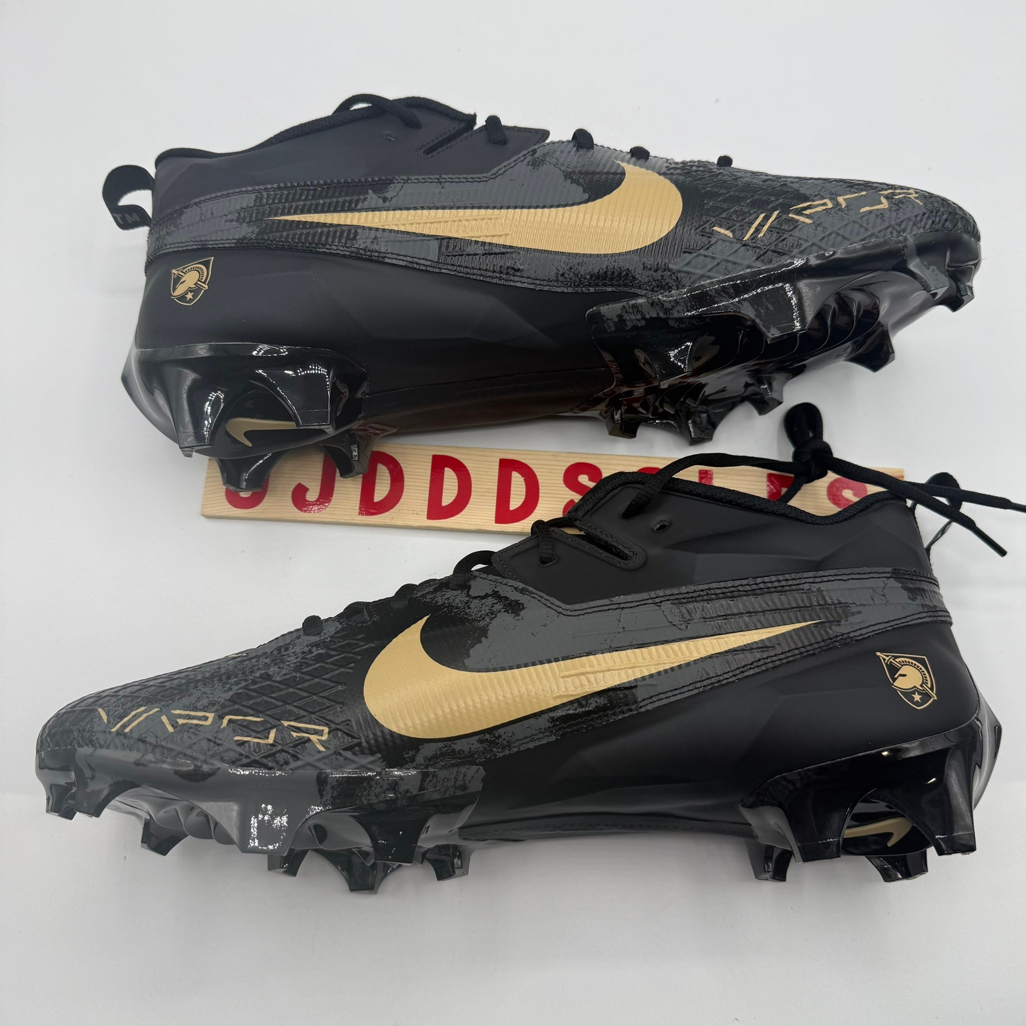 Mens Size 11 Nike Vapor Edge Elite 360 2 Black Tan Football Cleats FJ5746 005 Amazon.com | Nike Vapor Edge Elite 360 2 Men main image 4