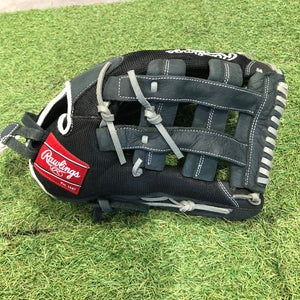 Black Rawlings Renegade Right Hand Throw Outfield Baseball Glove 13" (Used)