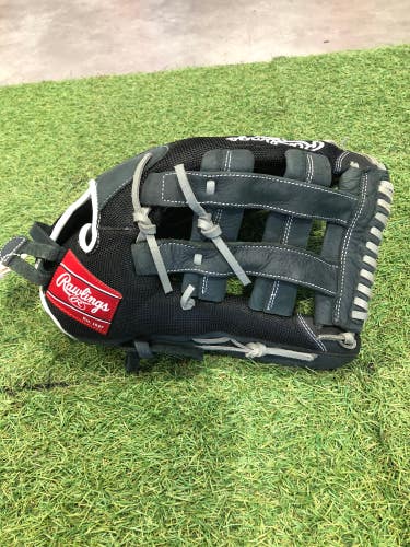 Black Rawlings Renegade Right Hand Throw Outfield Baseball Glove 13" (Used)