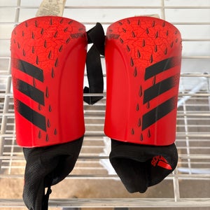 Unisex Large Adidas (Used)