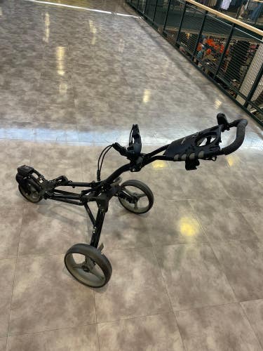 Gollf 360 SwivelEase 3 Wheel Folding Golf Cart