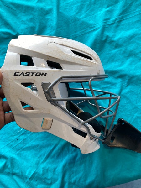 Easton Jen Schro The Fundamental Fastpitch Softball 7 1/8 - 7 1/2