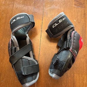 Small Junior CCM QLT 230  (Used)
