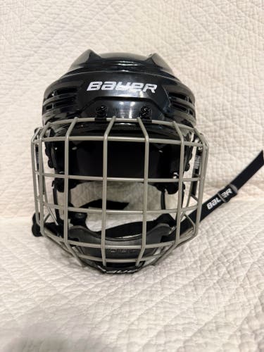 Bauer hockey helmet