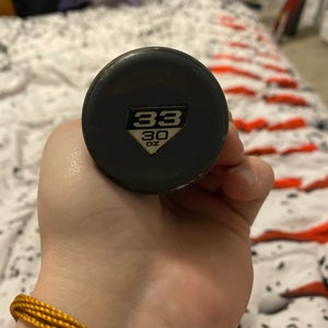 baseball bat 33/30oz used for half a season