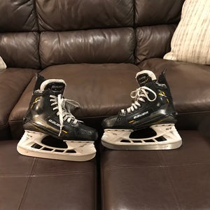 Bauer Supreme M5 Pro   Size 5 (Used)