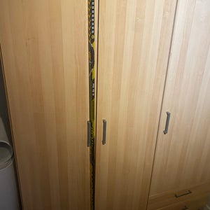 Senior Sher-Wood Rekker Element One Right Handed Hockey Stick PP92 (Used)
