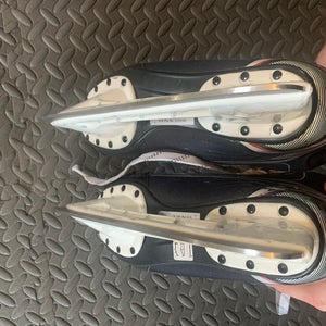 Bauer X300 Skates