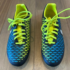 Black Unisex Size M 6.5 (W 7.5) Nike Molded Cleats Cleats (Used)