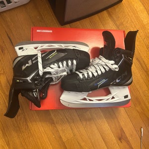 CCM Tacks XF 90 Regular Width 9.5 (New)