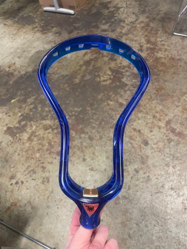 Custom Unstrung Sapphire Ion