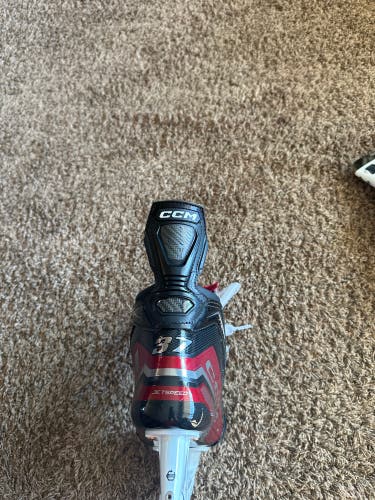 2024 CCM JetSpeed FT6 Pro Regular Width Pro Stock 7.5 (New)