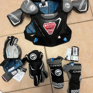 New lacrosse equipment. YOUTH SMALL. Meets NOCSAE