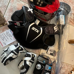 Lacrosse equipment full set up! Youth small! Meets NOCSAE
