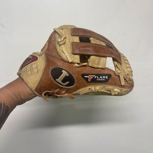 Louisville slugger baseball glove