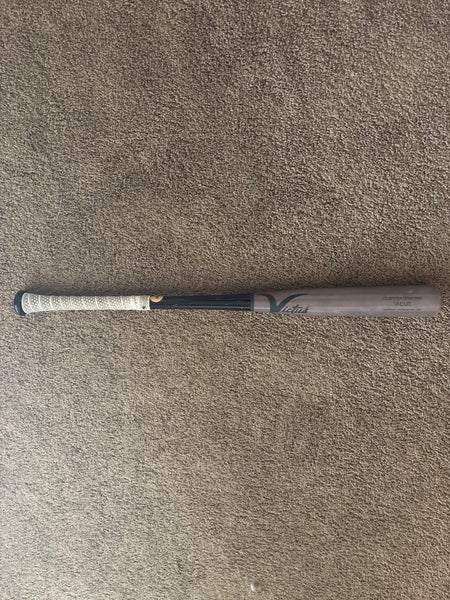 victus maple bat