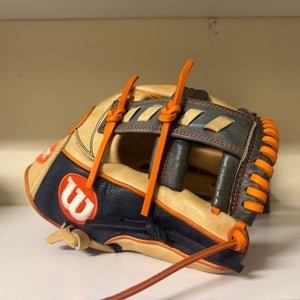 Wilson A2000 JA27 11.5" New Laces In Excellent Condition