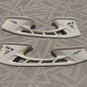Bauer Hockey Tuuk LightSpeed Edge Skate Blade Holders Size 306