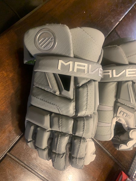Maverik goalie gloves