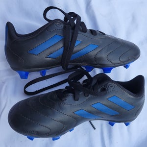 Black Kids Size M 2.0 (W 3.0) Adidas Goletto Cleats (Used)