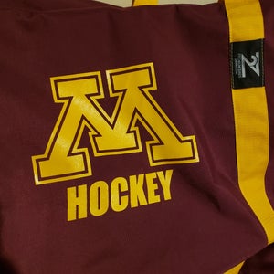 Minnesota Gopher hockey pro stock bag