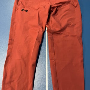 Under Armour mens jogger pants size large rust color