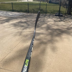 Used Senior Bauer Vapor Hyperlite Left Hand Hockey Stick P92