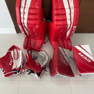 31" CCM Eflex II Pads with matching Eflex 6 gloves