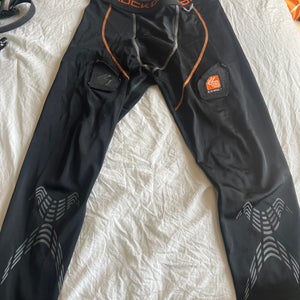 Black Large Boys Shock Doctor (Used)
