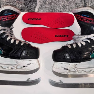 2023 CCM Jetspeed FT680 Hockey Skates Regular Width Size 3 (Used)