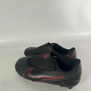 Used Nike Youth 11.0 Cleat Soccer Outdoor Cleats 11834-S000019111