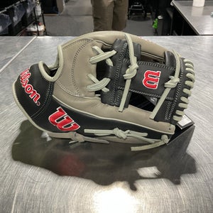 New A1000 1787 25 GREY/BLACK/RED 11.75IN 11834-WILWBW1025801175